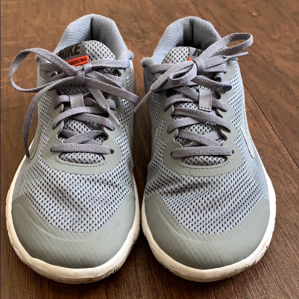 NIKE Flex experience run 4